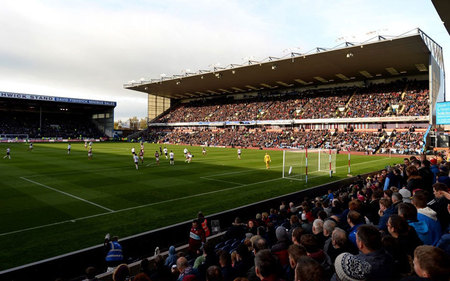 邮报:英格兰第五级别球队将批评俱乐部的球迷禁赛2年,引发争议.